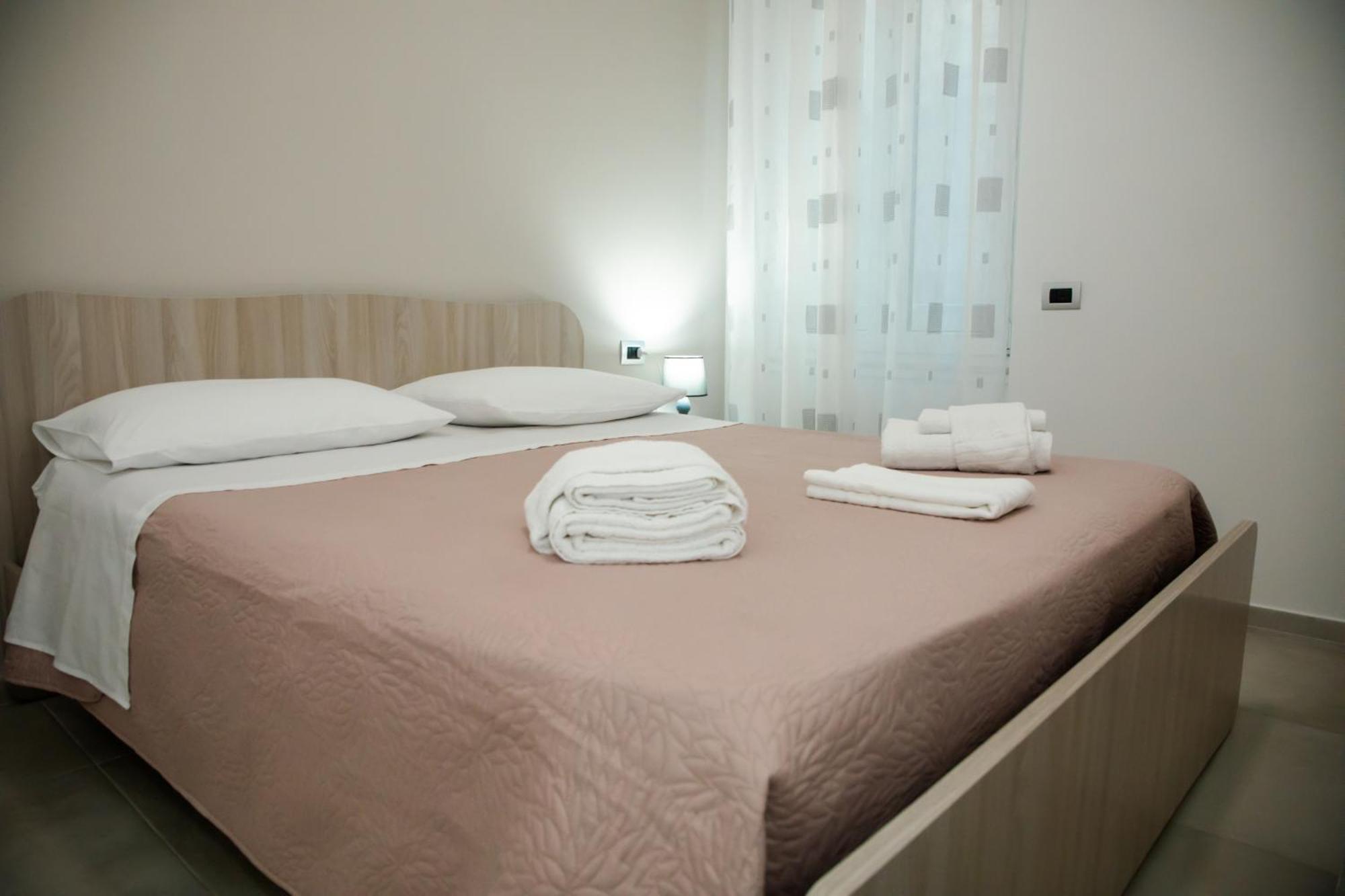 La Bella Salernitana Bed & Breakfast Salerno Exterior foto